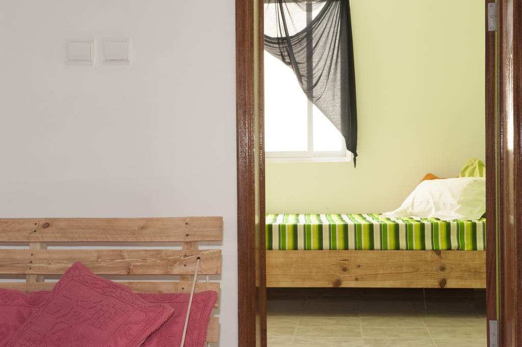 Simabo'S Backpackers' Hostel 민델로 외부 사진