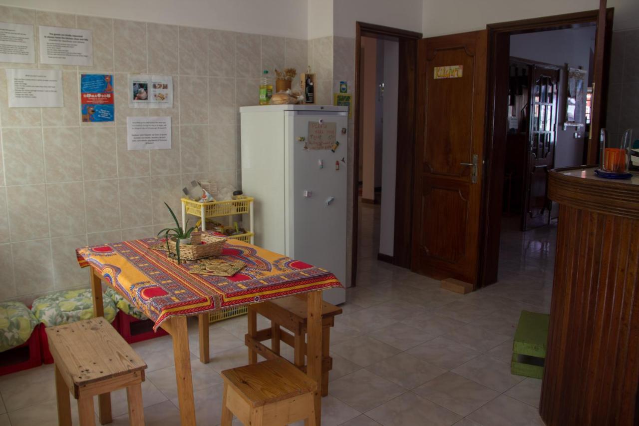 Simabo'S Backpackers' Hostel 민델로 외부 사진